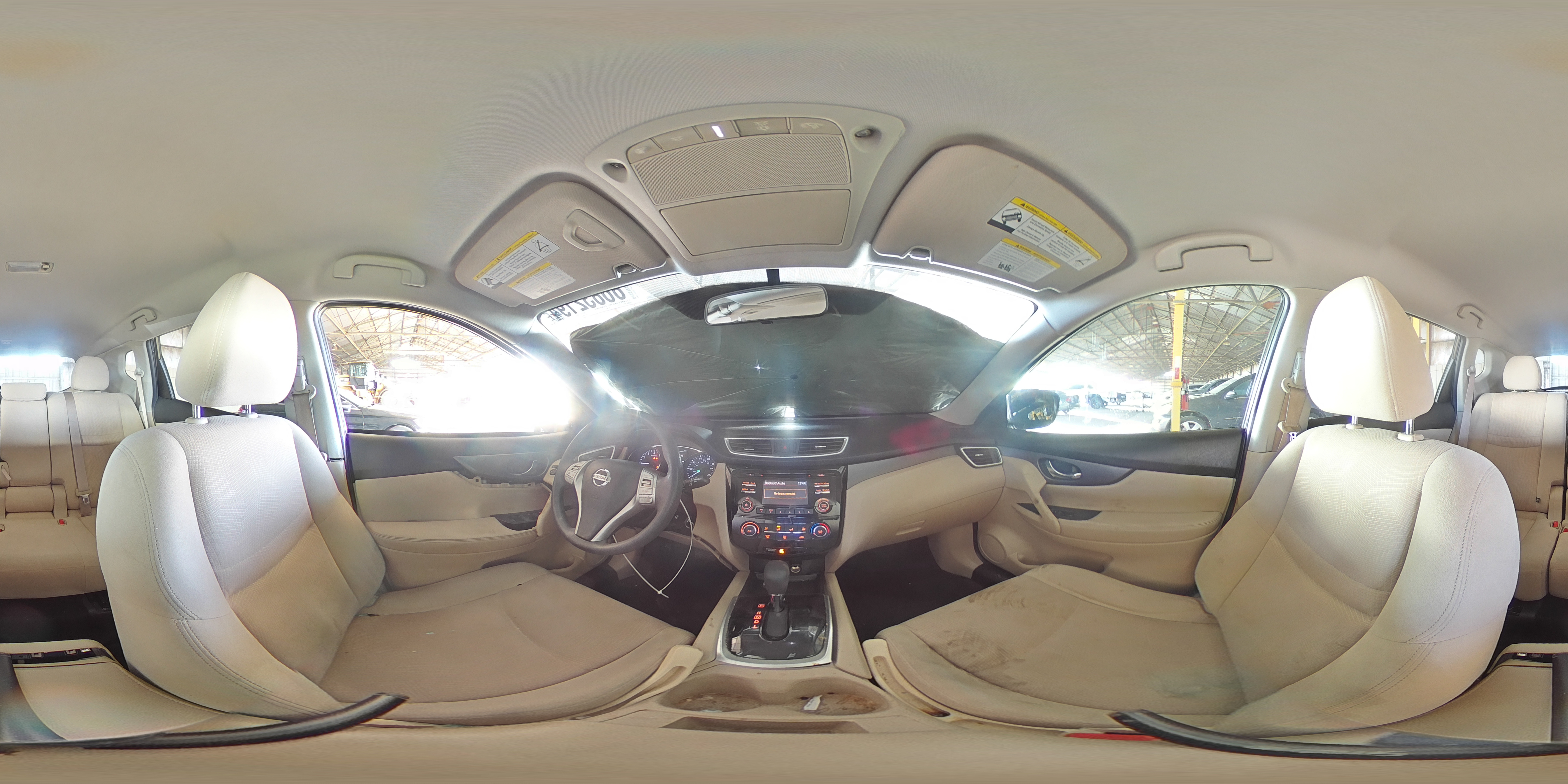 2016 Nissan Rogue - Image 13