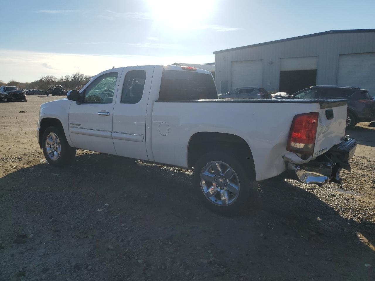 VIN 1GTR1VE02DZ226441 2013 GMC SIERRA no.2