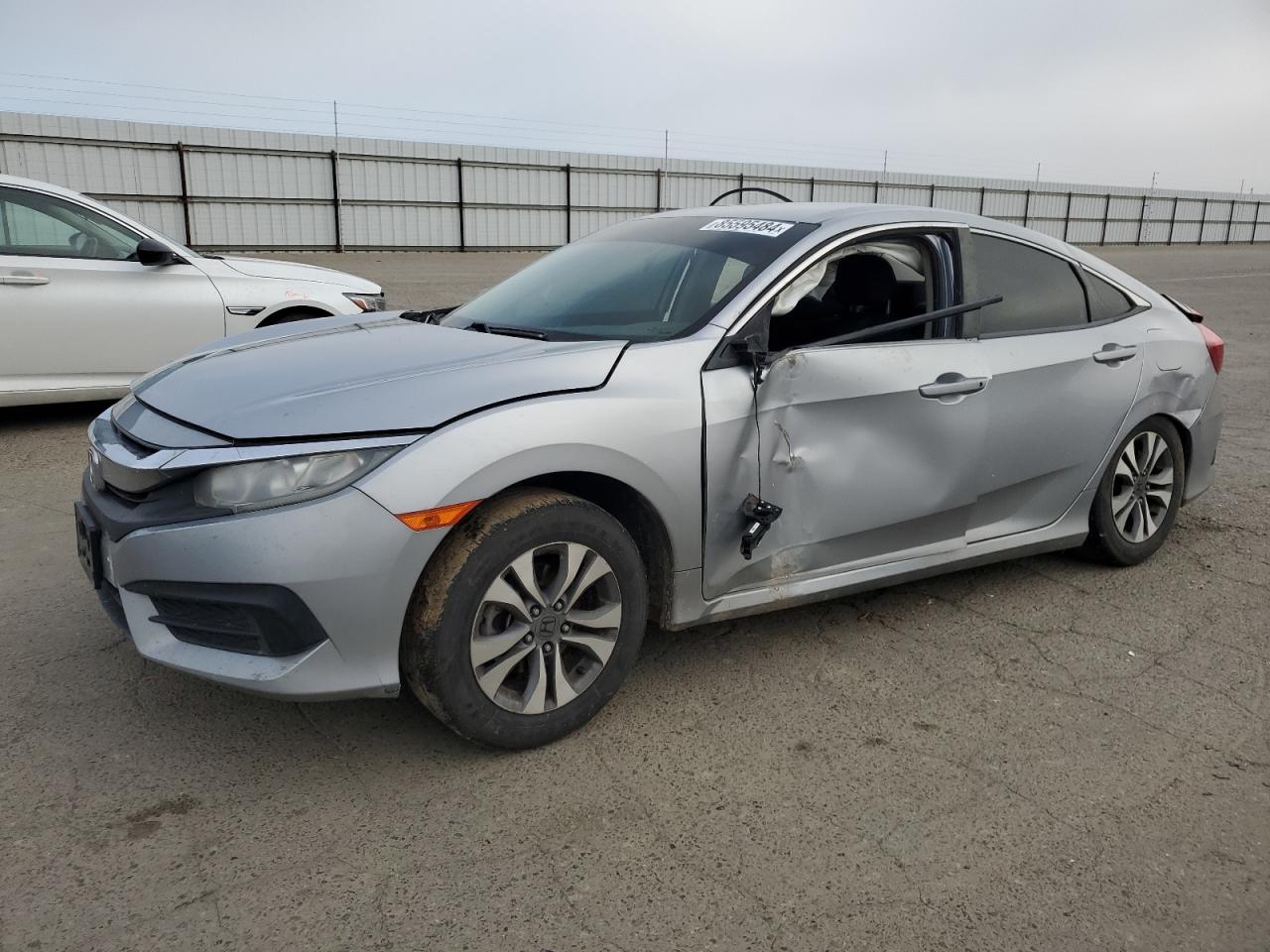 2018 Honda Civic Lx იყიდება Fresno-ში, CA - All Over