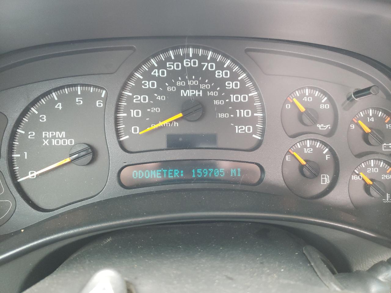 2005 GMC Sierra - Image 9