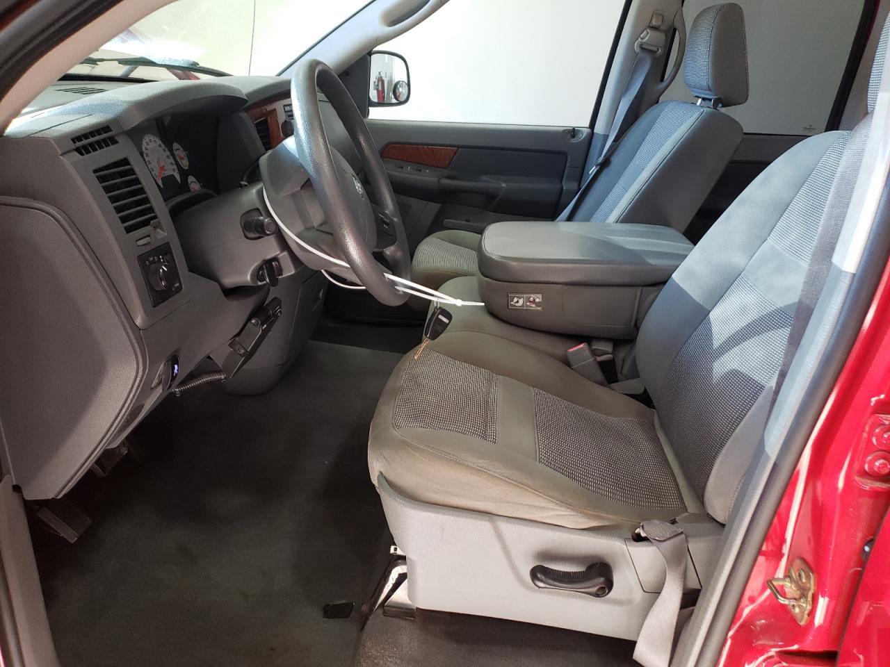 2006 Dodge Ram 1500 St VIN: 1D7HU18N26S511984 Lot: 86923154