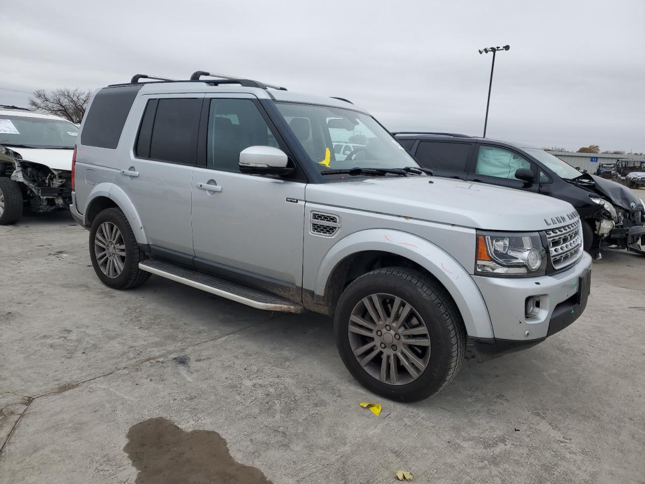 VIN SALAK2V63FA767876 2015 LAND ROVER LR4 no.4