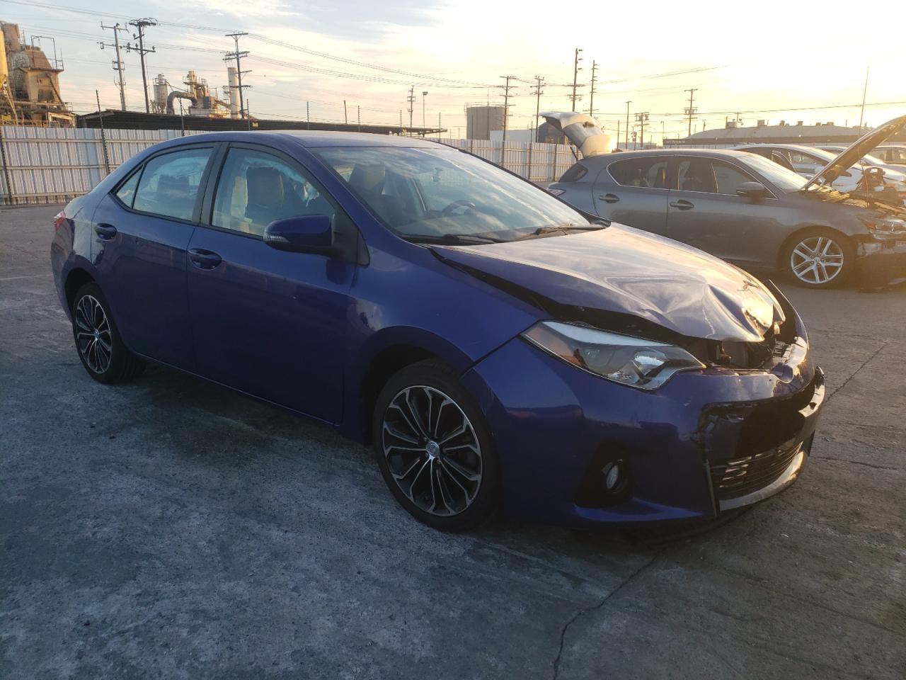 VIN 5YFBURHE8GP566523 2016 TOYOTA COROLLA no.4