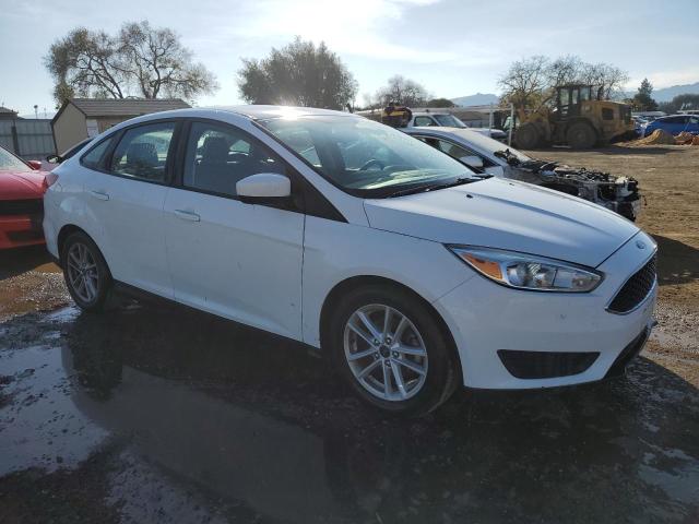  FORD FOCUS 2018 White