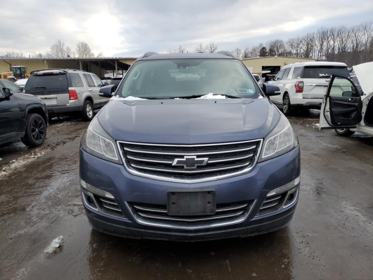 VIN 1GNKVJKD5EJ320441 2014 CHEVROLET TRAVERSE no.5