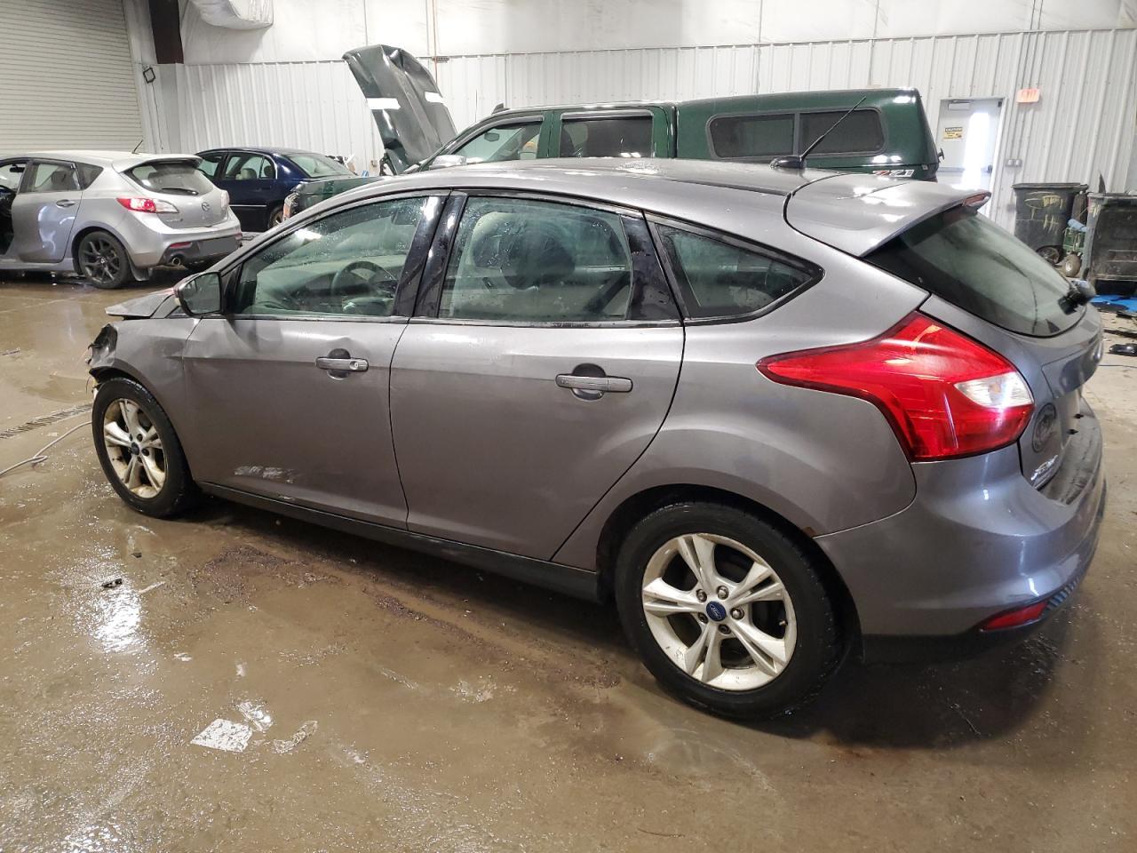 VIN 1FADP3K25EL453085 2014 FORD FOCUS no.2