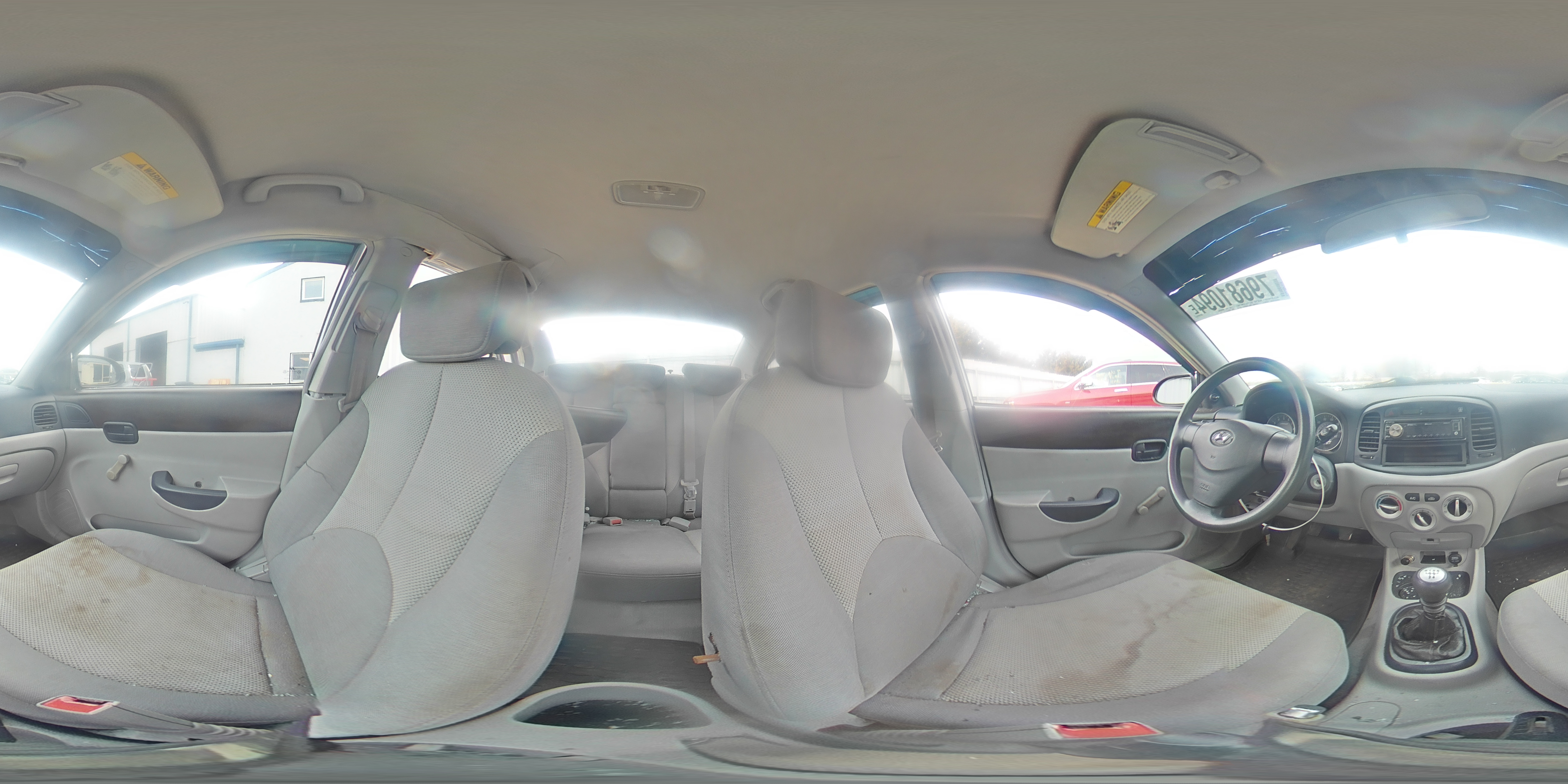 2006 Hyundai Accent - Image 12