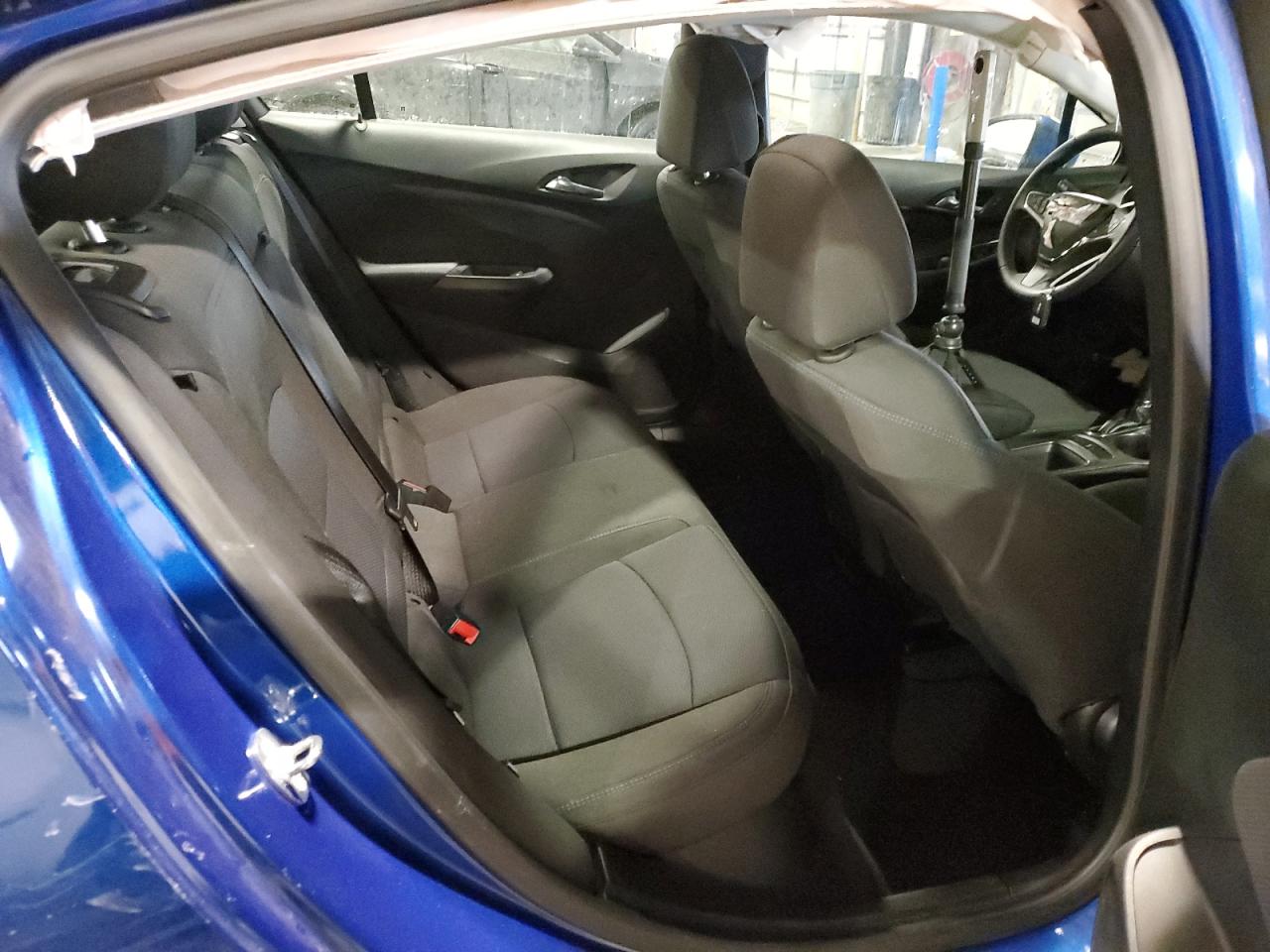 2018 Chevrolet Cruze - Image 10