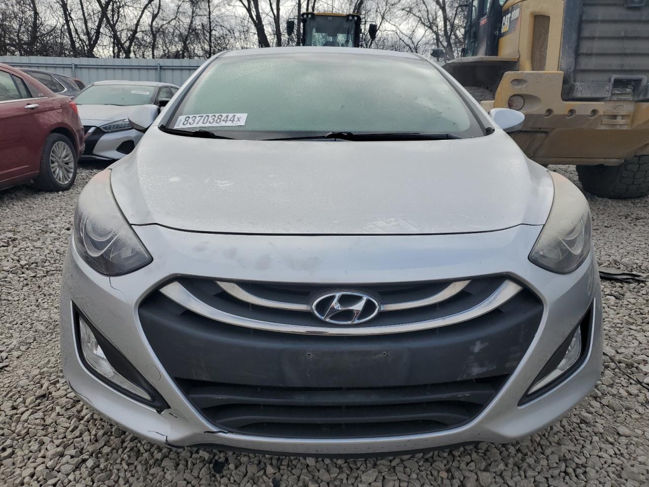 2014 Hyundai Elantra - Image 5