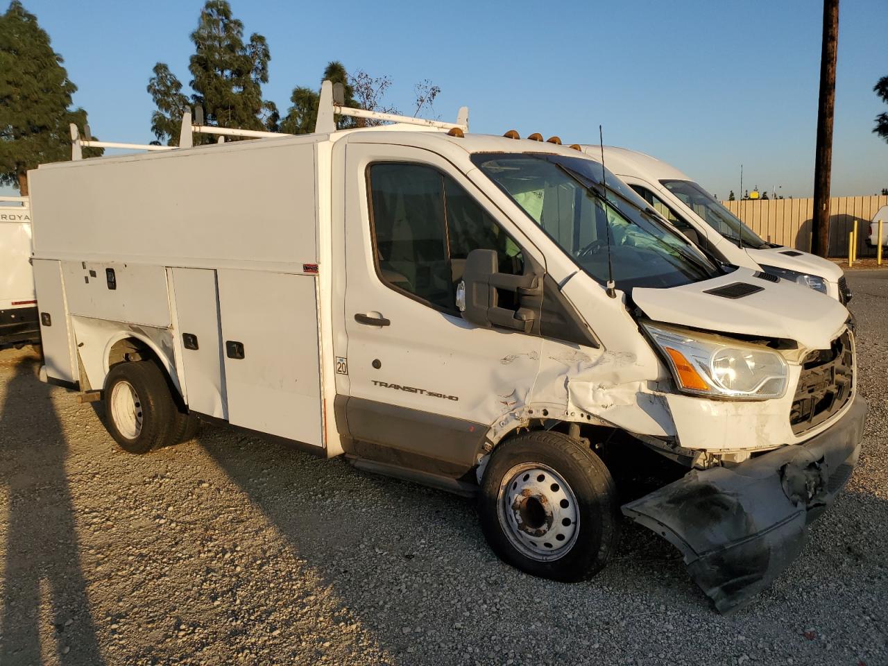 2015 Ford Transit - Image 4