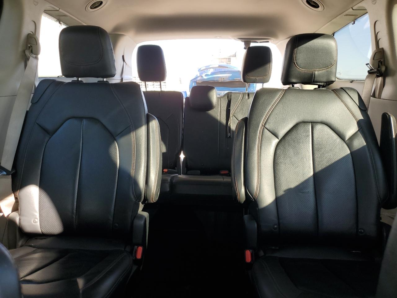 2018 Chrysler Pacifica Touring L VIN: 2C4RC1BG2JR118962 Lot: 86003254