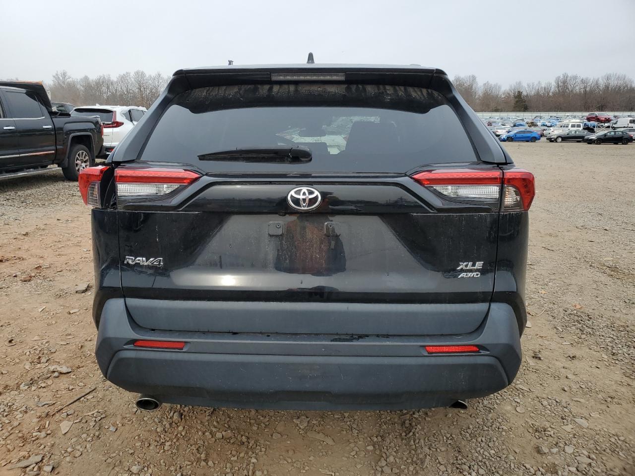 VIN 2T3P1RFV9MC254697 2021 TOYOTA RAV4 no.6