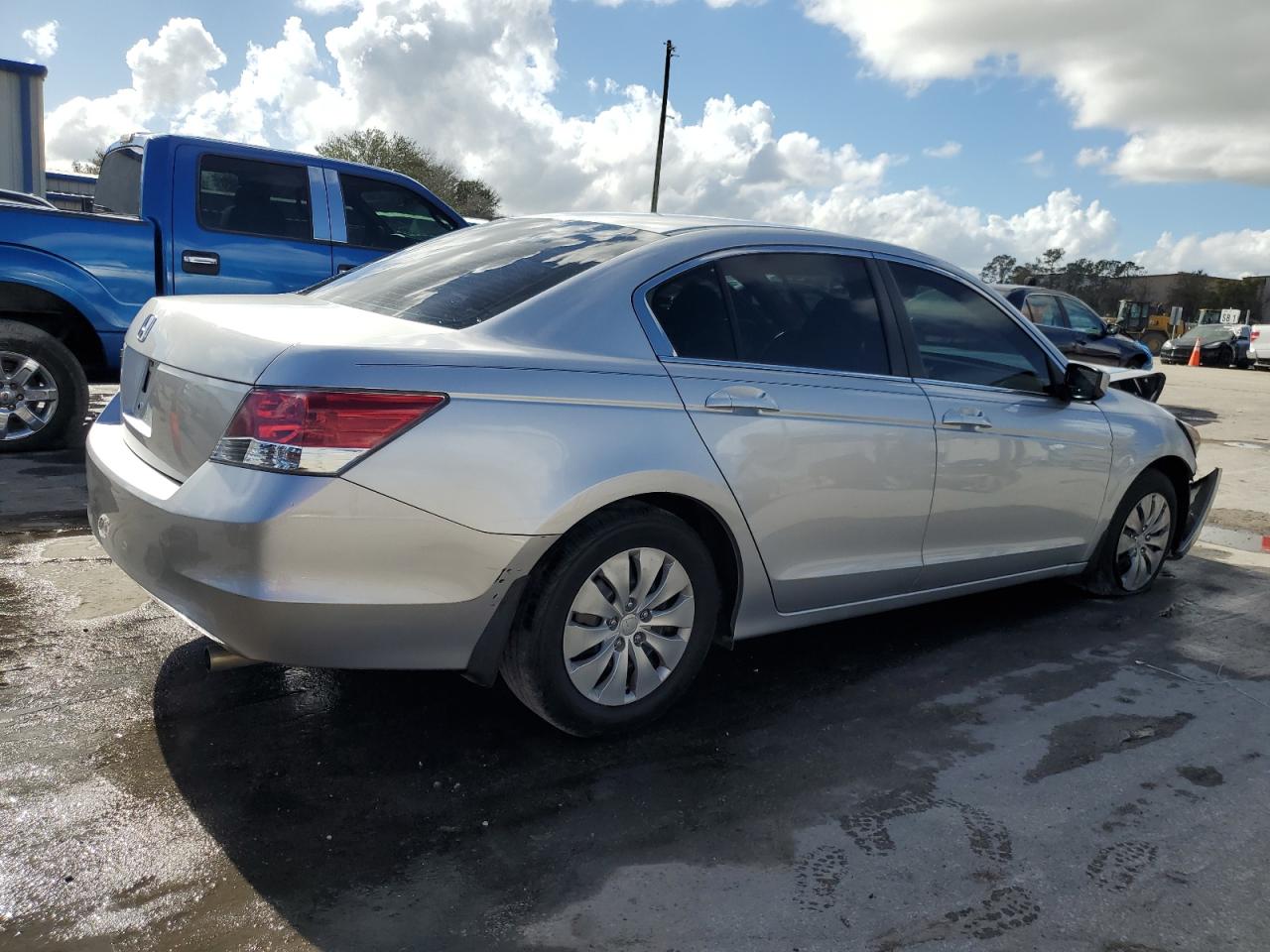 2009 Honda Accord - Image 3