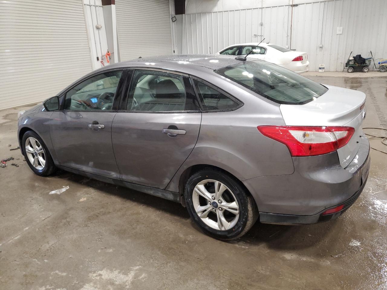 VIN 1FADP3F27EL228225 2014 FORD FOCUS no.2