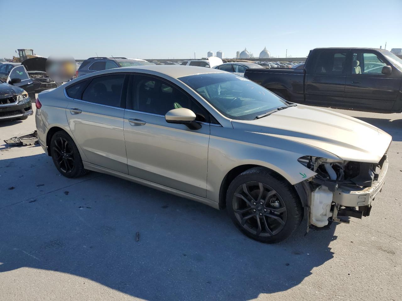 VIN 3FA6P0G78JR229235 2018 FORD FUSION no.4