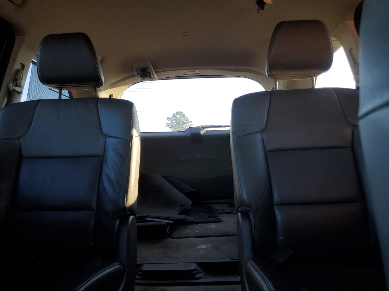 2015 Honda Odyssey - Image 10