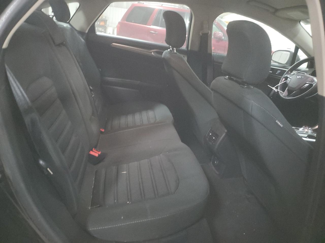 2019 Ford Fusion - Image 10