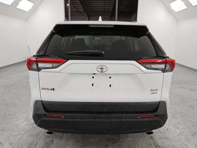 TOYOTA RAV4 2022 Biały
