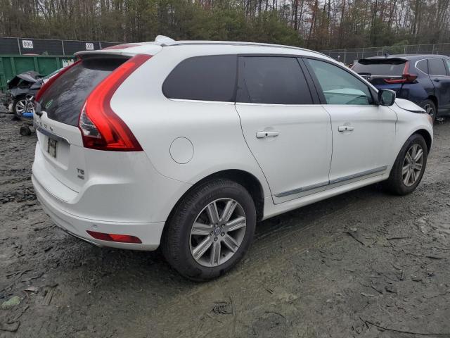  VOLVO XC60 2017 White