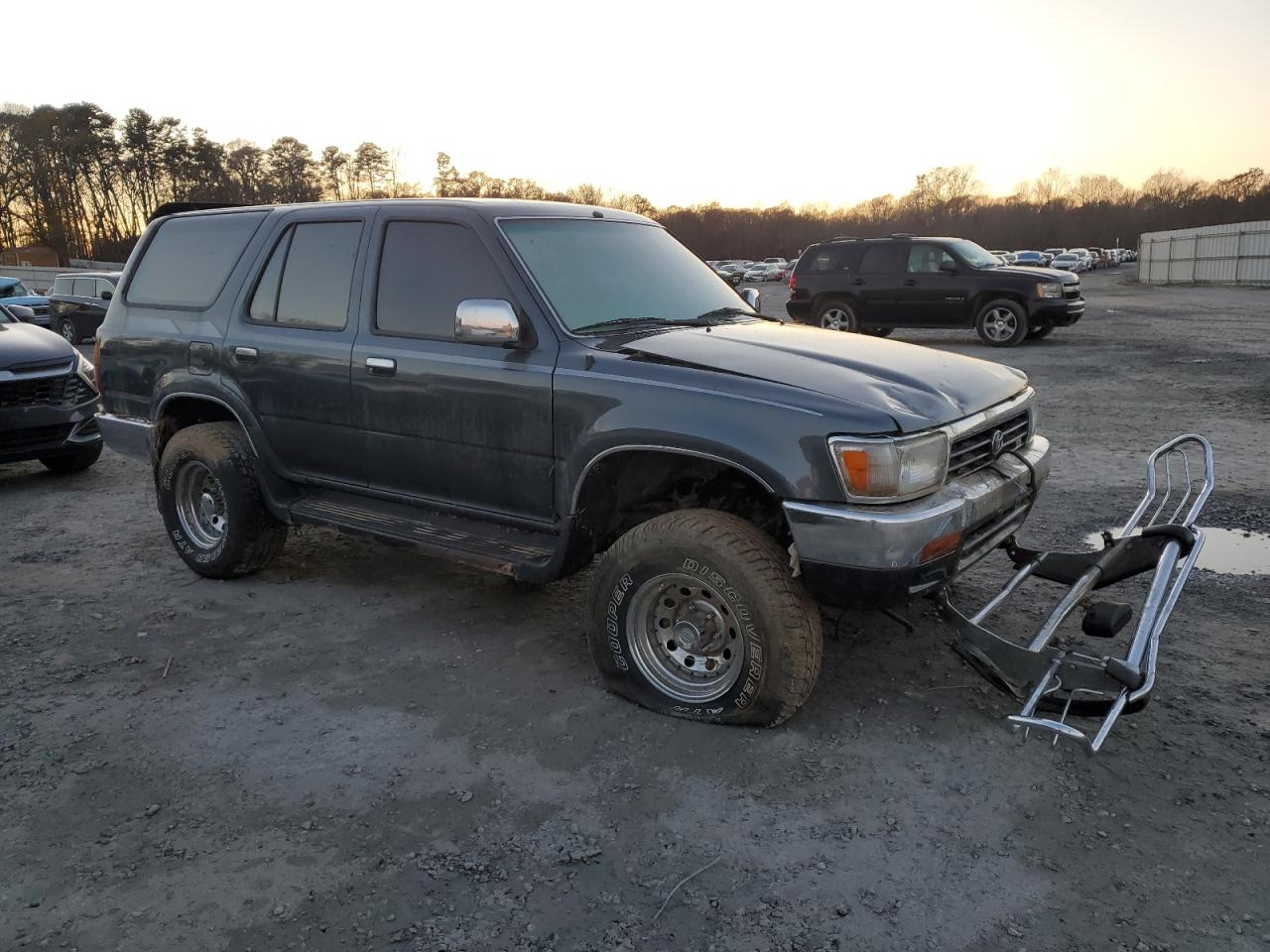1992 Toyota 4Runner - Image 4