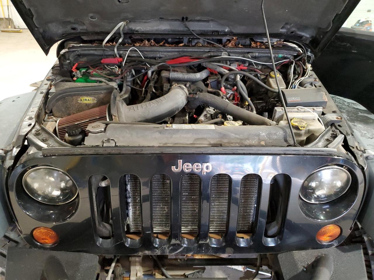 2009 Jeep Wrangler - Image 11