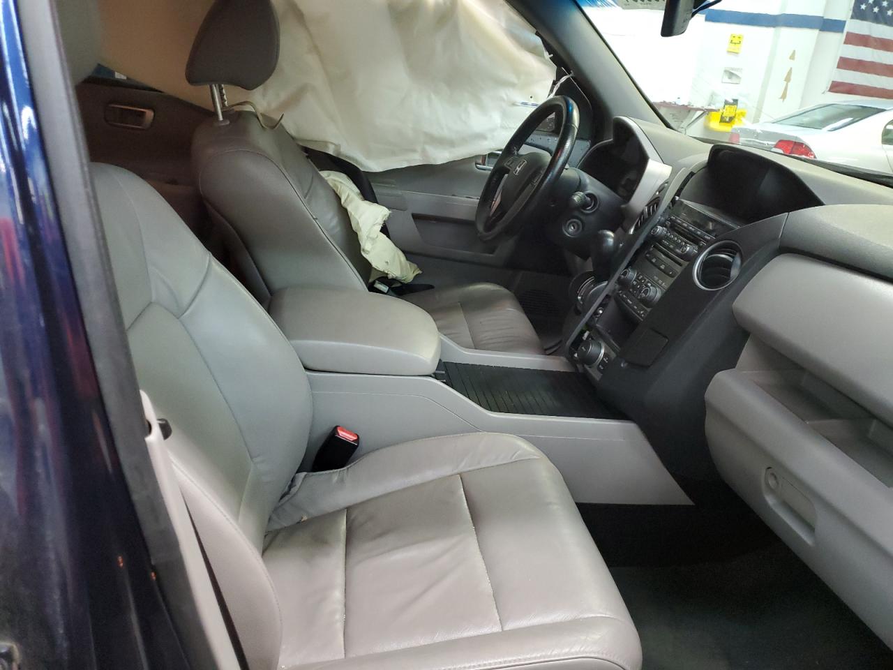 2015 Honda Pilot - Image 10
