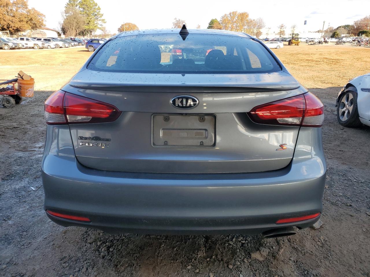 VIN 3KPFL4A77JE278066 2018 KIA FORTE no.6