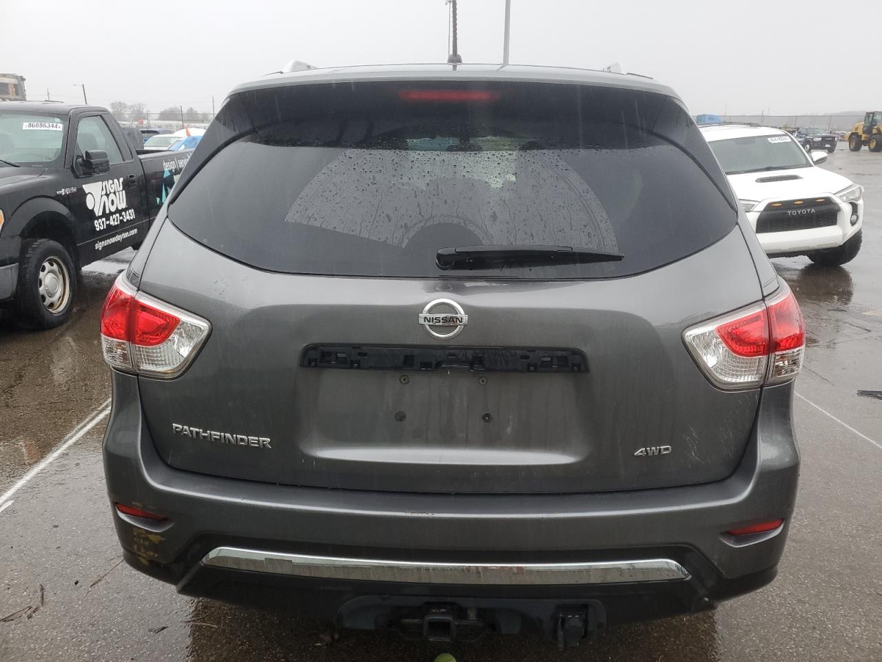 2016 Nissan Pathfinder - Image 6