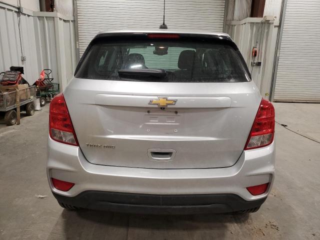  CHEVROLET TRAX 2017 Silver