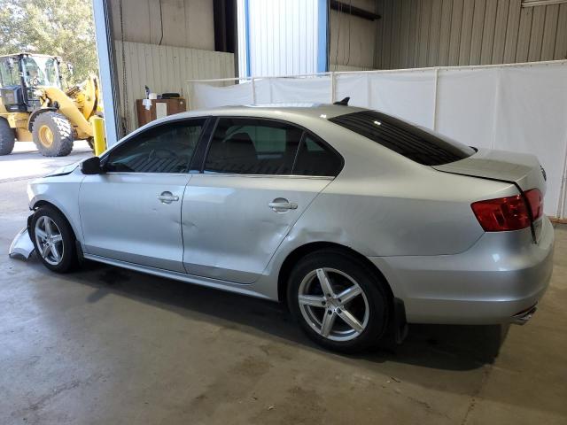 Sedans VOLKSWAGEN JETTA 2012 Silver