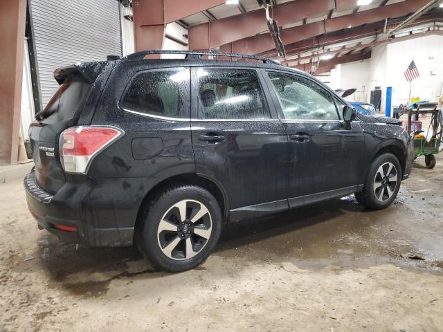  SUBARU FORESTER 2017 Черный