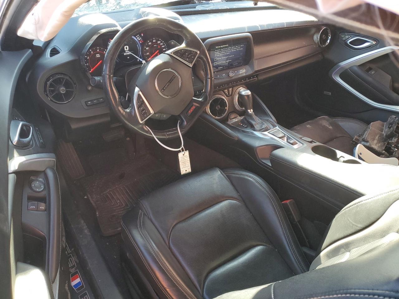 2019 Chevrolet Camaro - Image 8