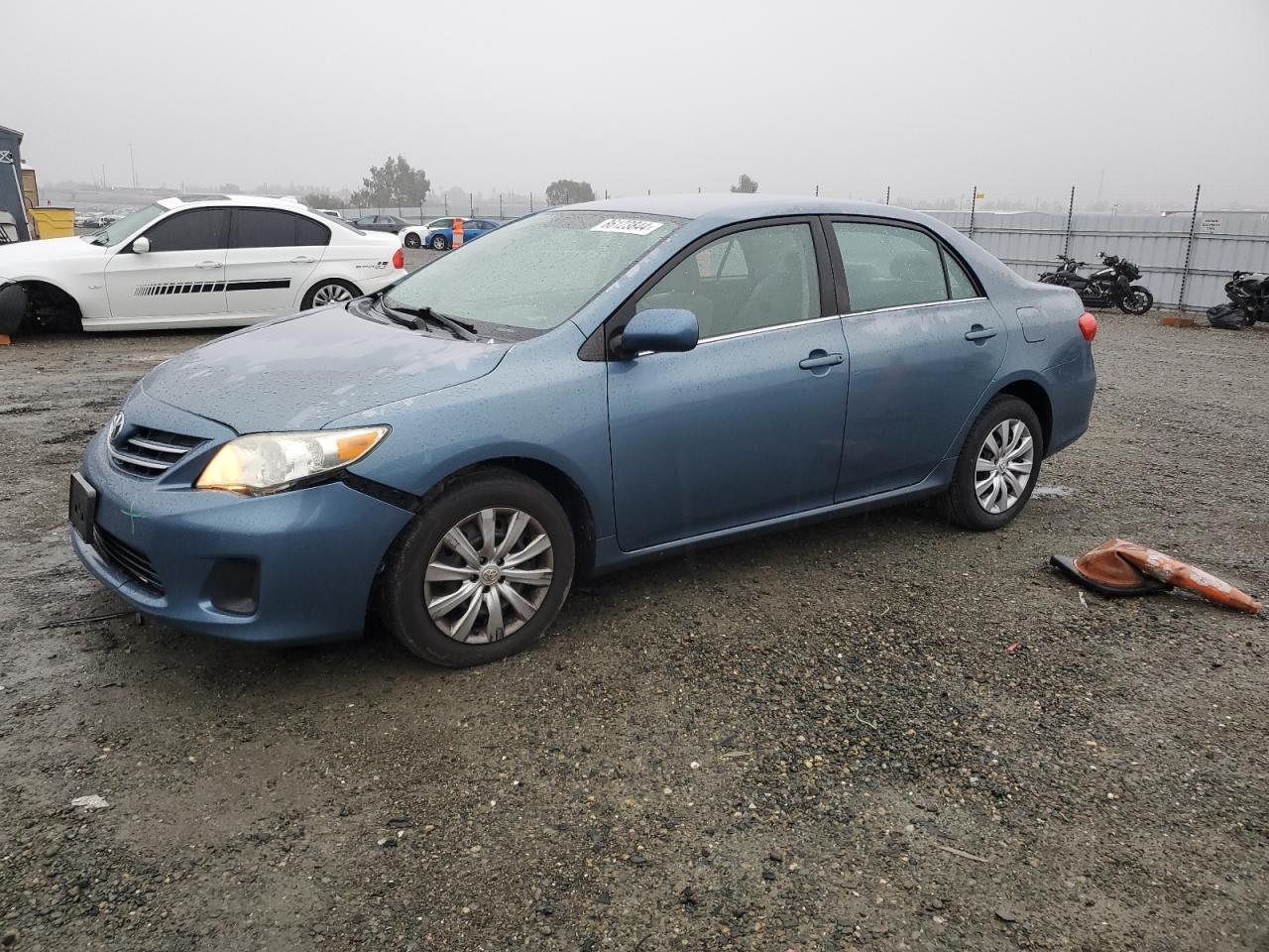 VIN 5YFBU4EE3DP147692 2013 TOYOTA COROLLA no.1