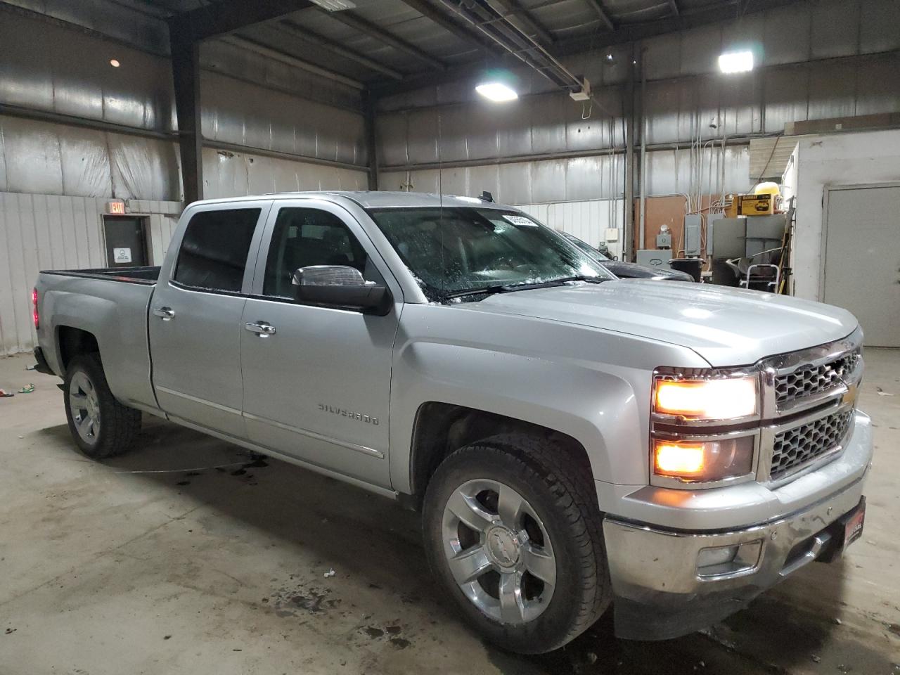 2014 Chevrolet Silverado - Image 4