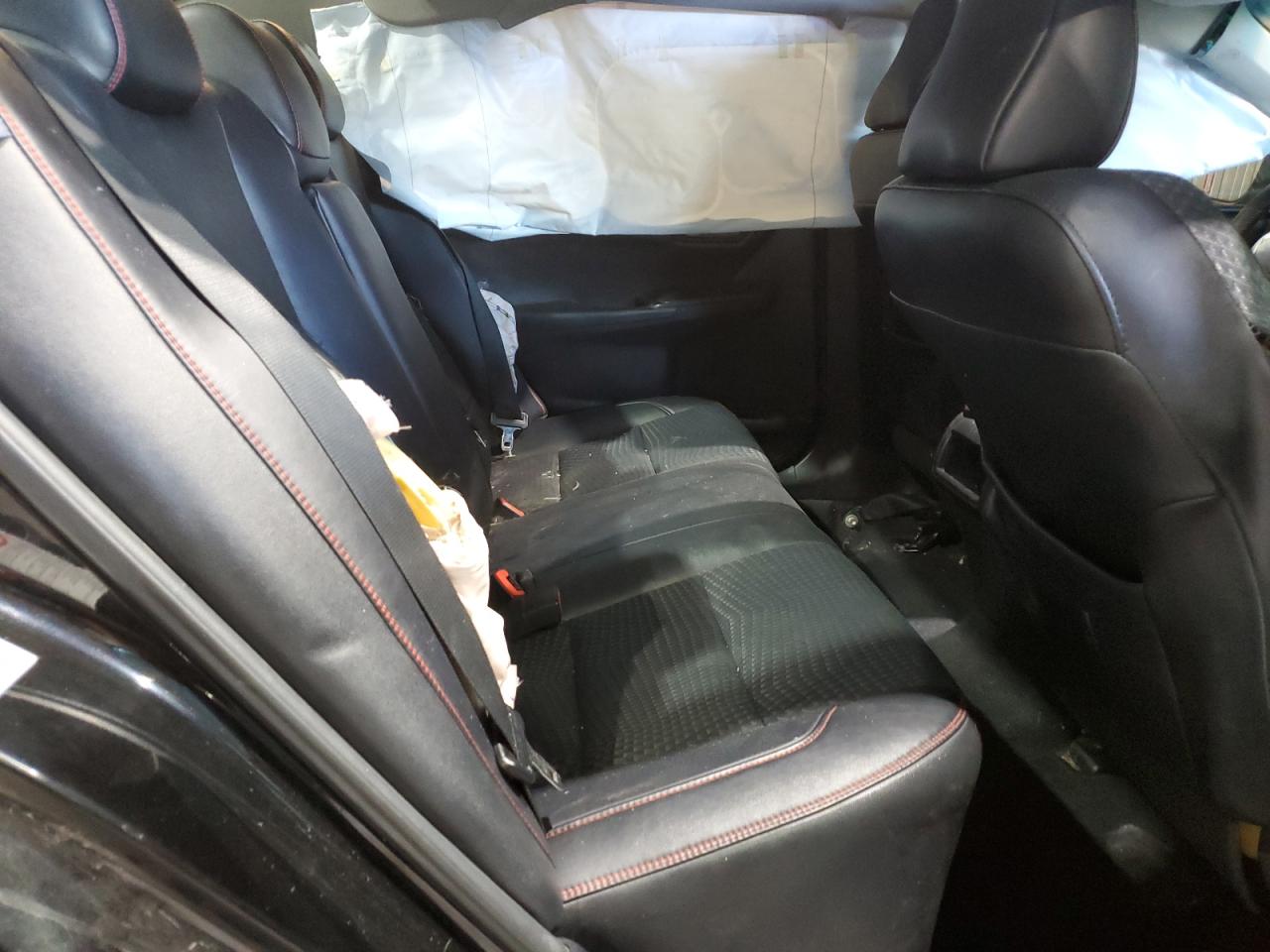 2015 Toyota Camry - Image 11