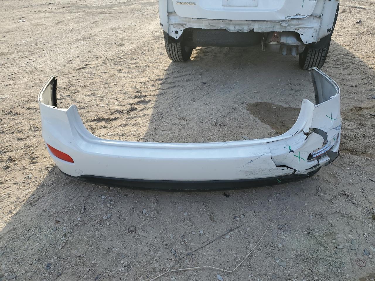 2012 Hyundai Santa Fe - Image 12