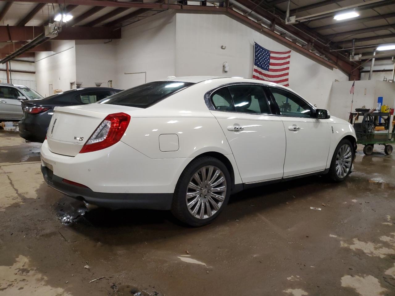 VIN 1LNHL9DK6DG605367 2013 LINCOLN MKS no.3