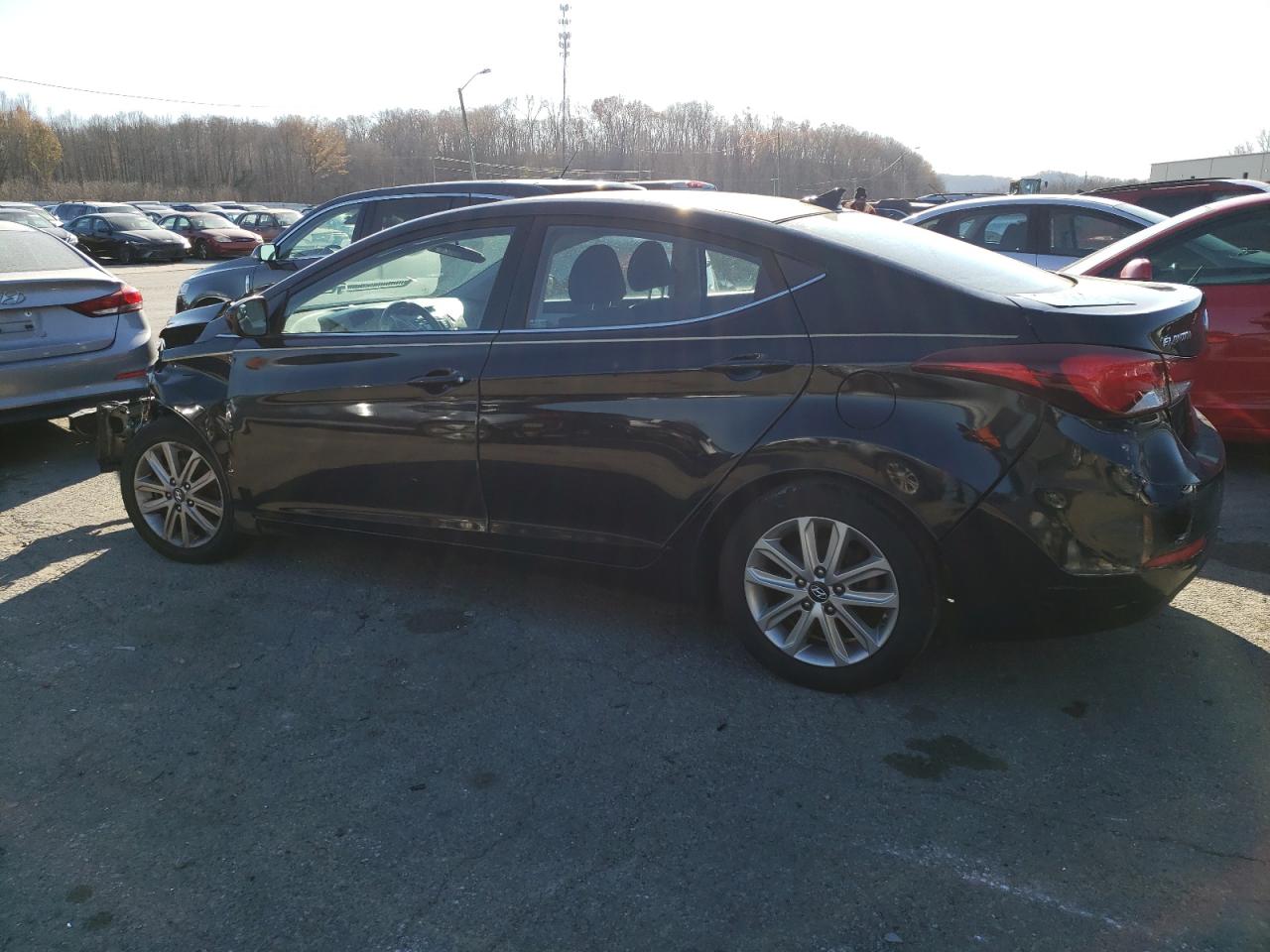 VIN KMHDH4AE1FU415532 2015 HYUNDAI ELANTRA no.2