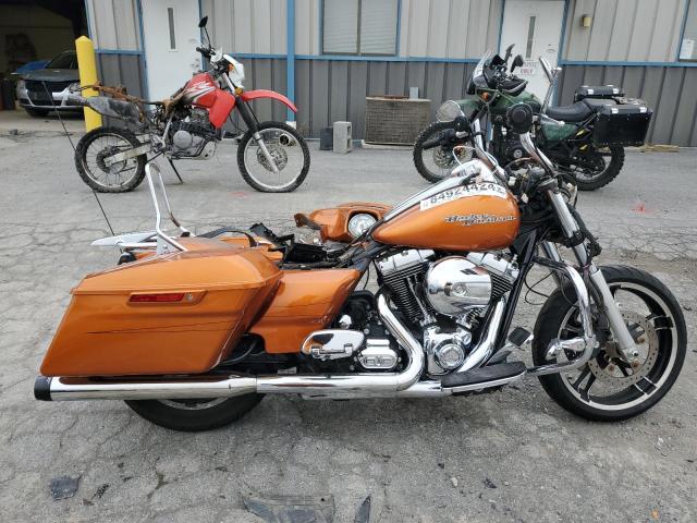  HARLEY-DAVIDSON FL 2015 Оранжевий