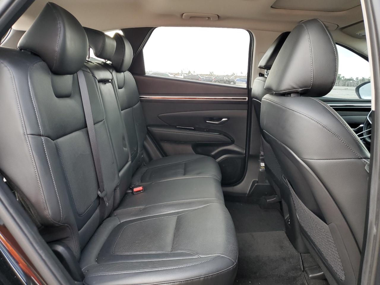 2022 Hyundai Tucson - Image 11