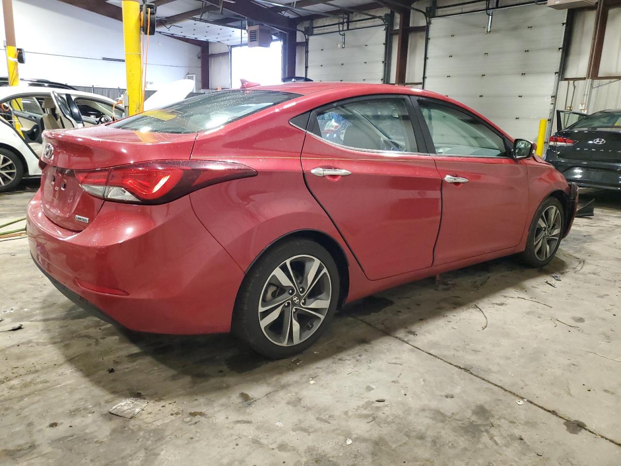 2015 Hyundai Elantra - Image 3