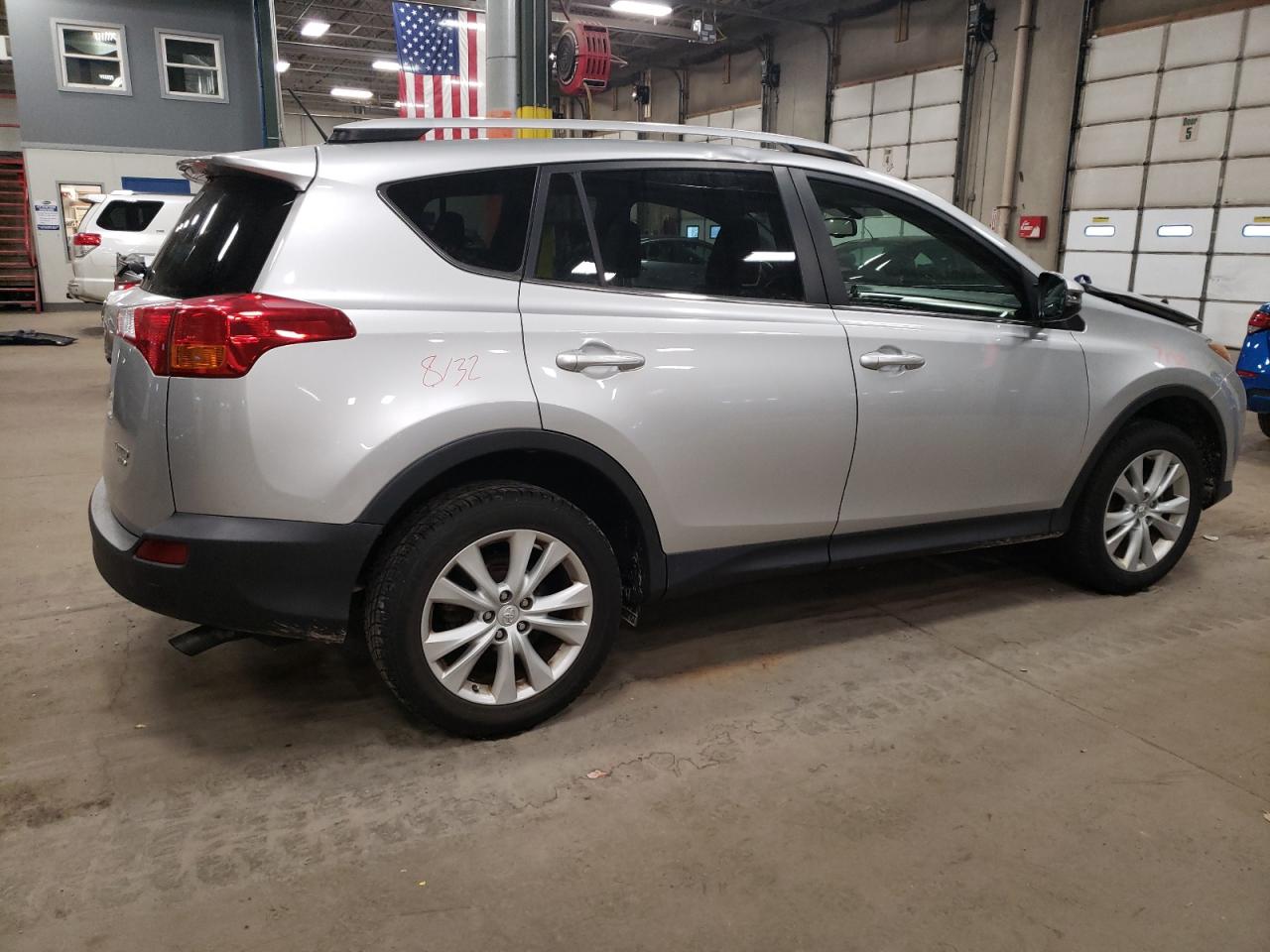 2014 Toyota RAV 4 - Image 3