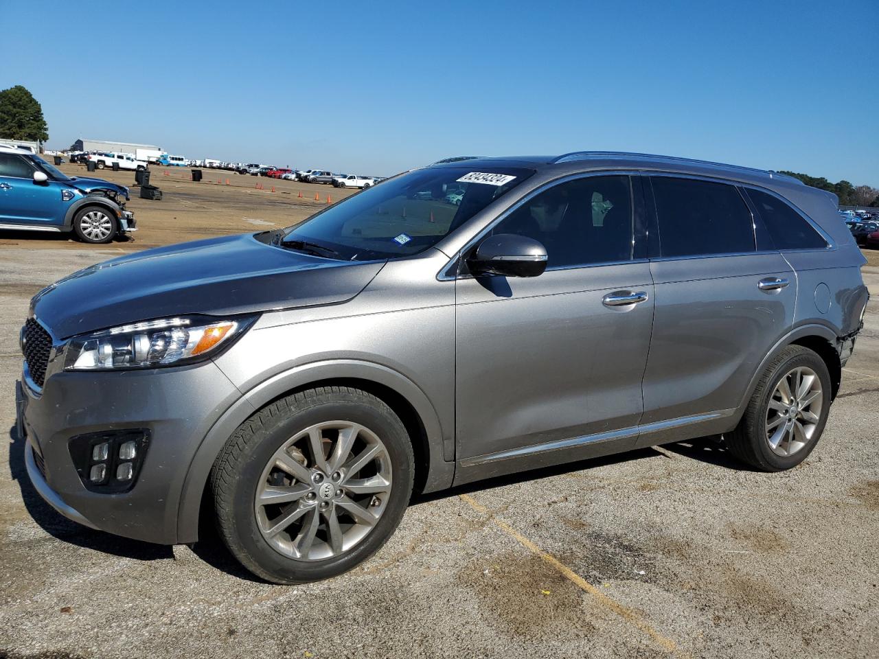 2017 Kia Sorento - Image 1