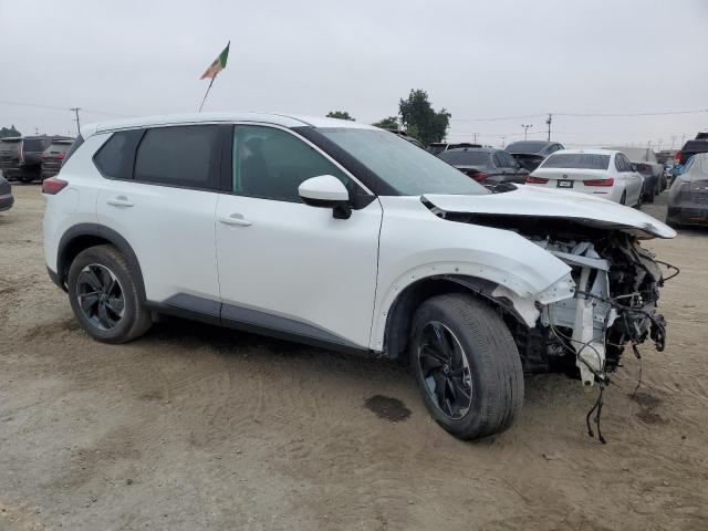  NISSAN ROGUE 2024 White