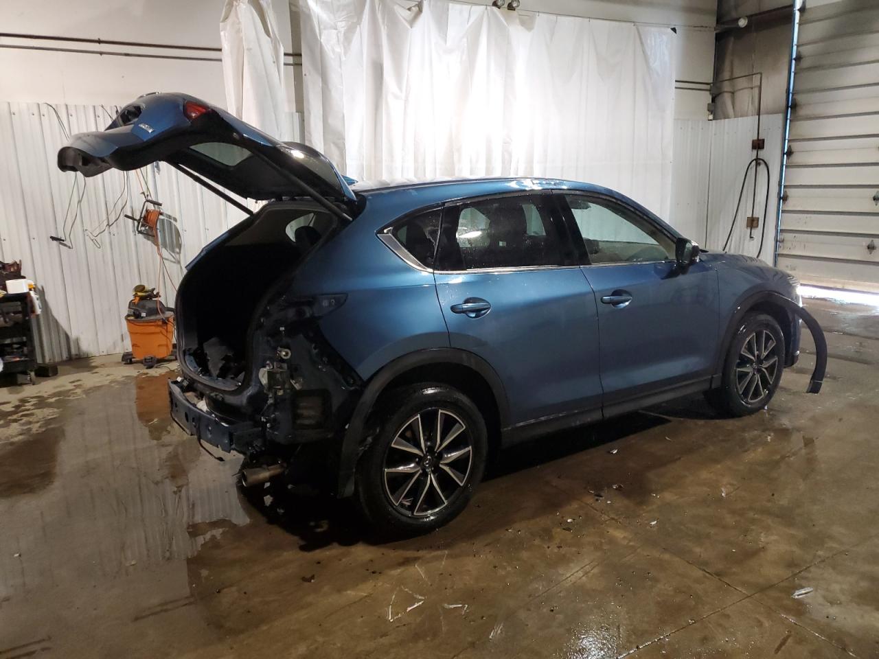 2018 Mazda CX-5 - Image 3