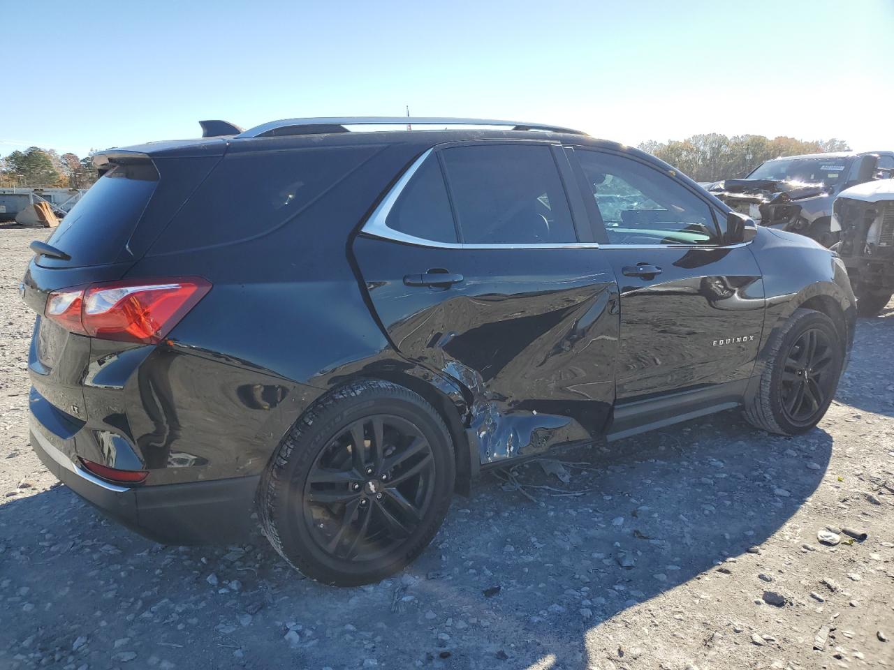 2021 Chevrolet Equinox - Image 3