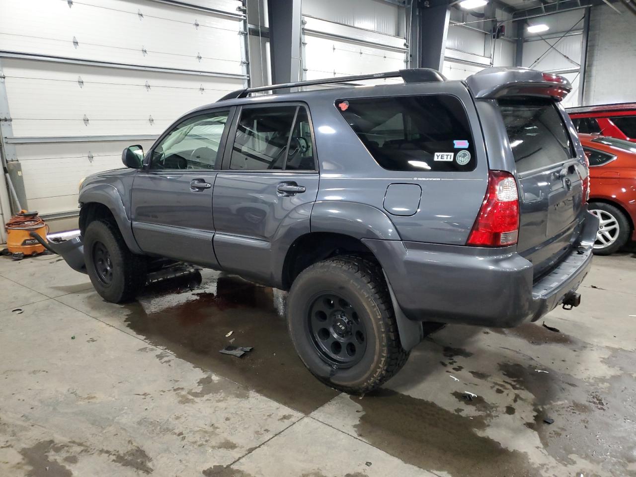 2007 Toyota 4Runner - Image 2