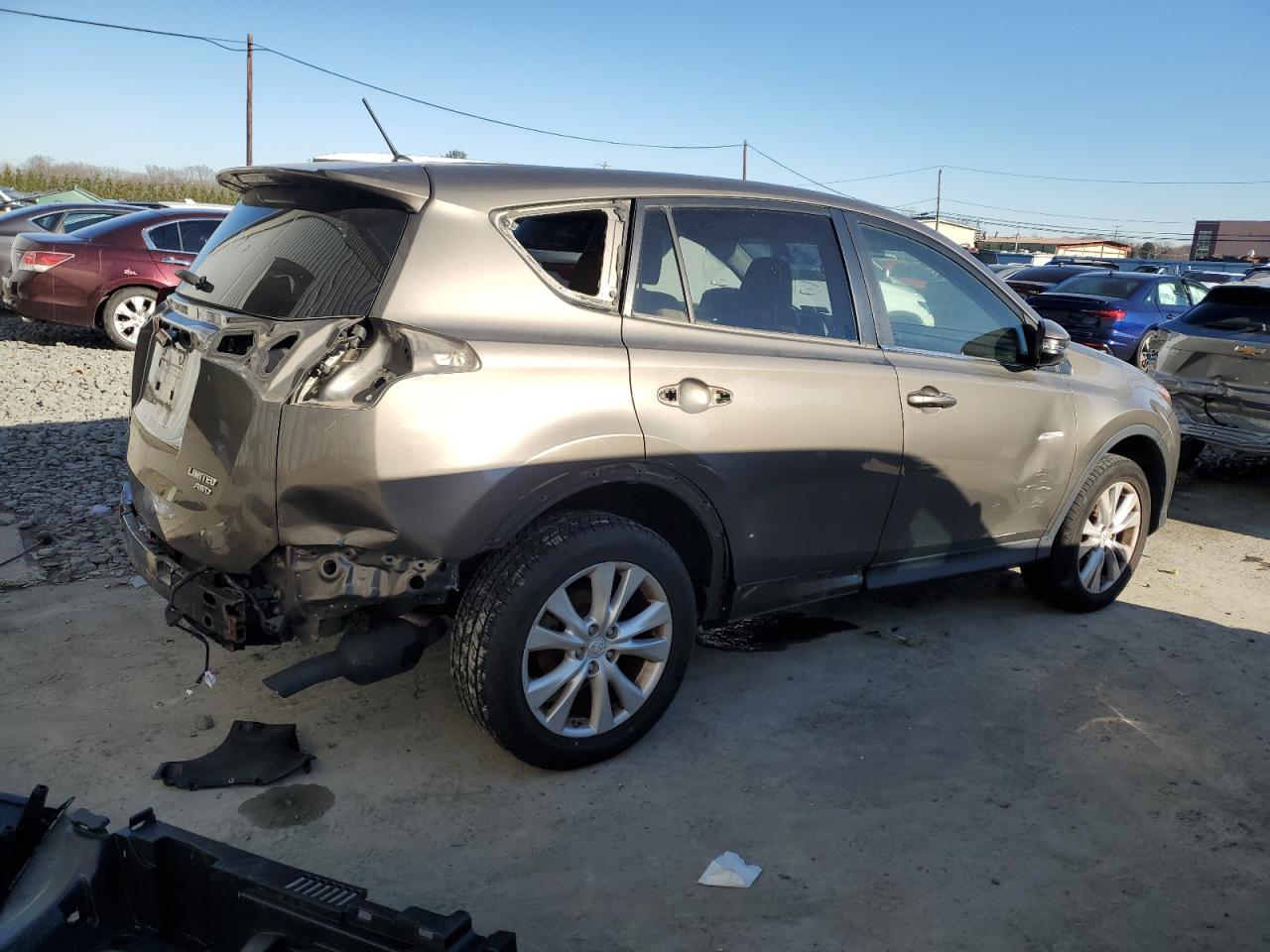 VIN JTMDFREV4DD015429 2013 TOYOTA RAV4 no.3