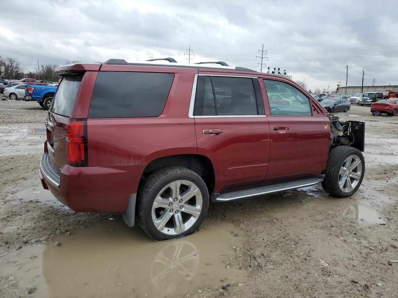 VIN 1GNSKCKCXKR190214 2019 CHEVROLET TAHOE no.3