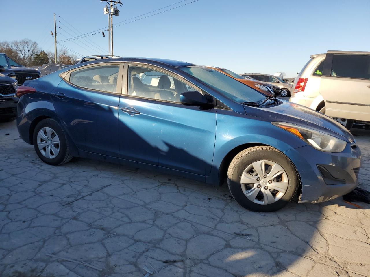 VIN KMHDH4AE9GU650438 2016 HYUNDAI ELANTRA no.4